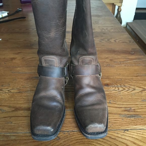 FRYE Sabrina Chelsea in Cognac - Bliss Boutiques Frye Womens Boots